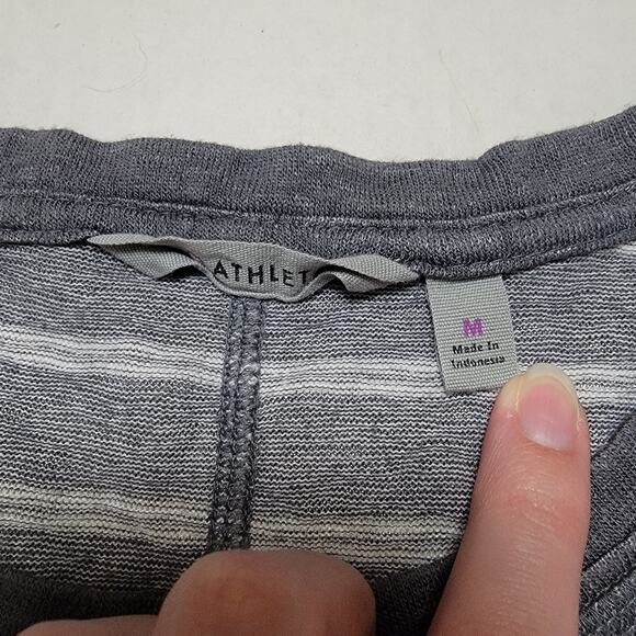 Athleta Grey Striped Tank Top SZ Medium - Picture 3 of 3